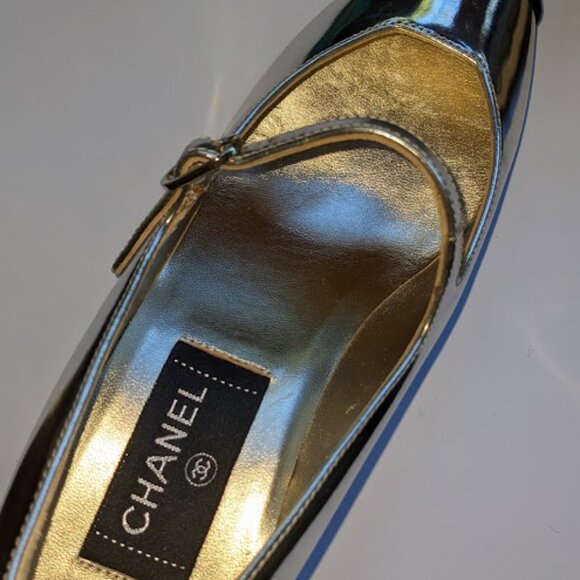 Chanel Light Gold Leather Heels (36.5) - Picture 8 of 12